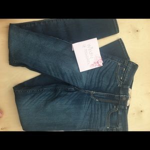 NWOT Hollister high waisted dark blue jeans